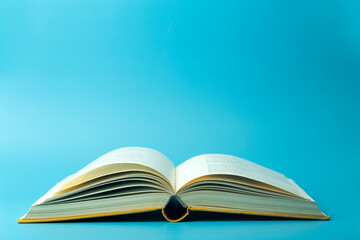 基本医疗卫生与健康促进法于何时开始实施