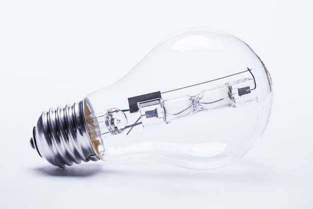 结婚还有离婚的英语怎么说